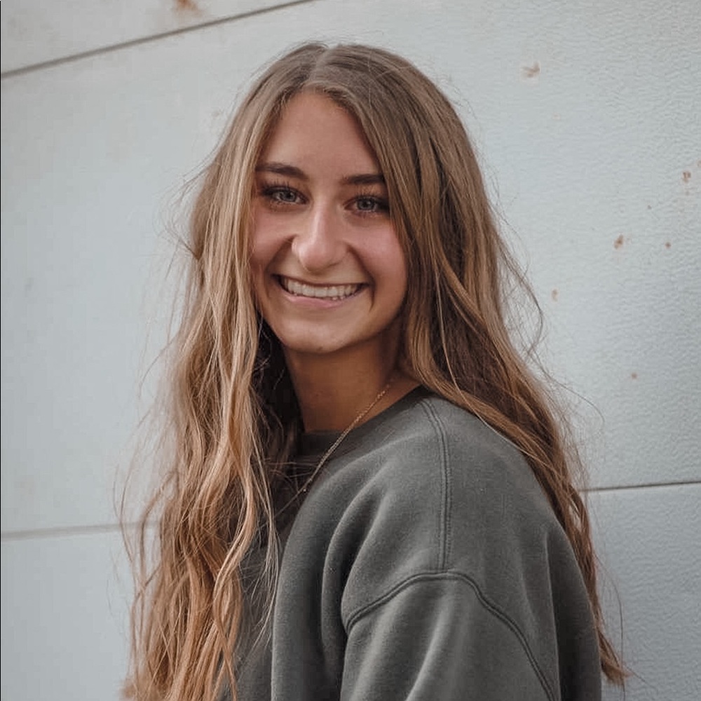 Meet your Posher, Bella